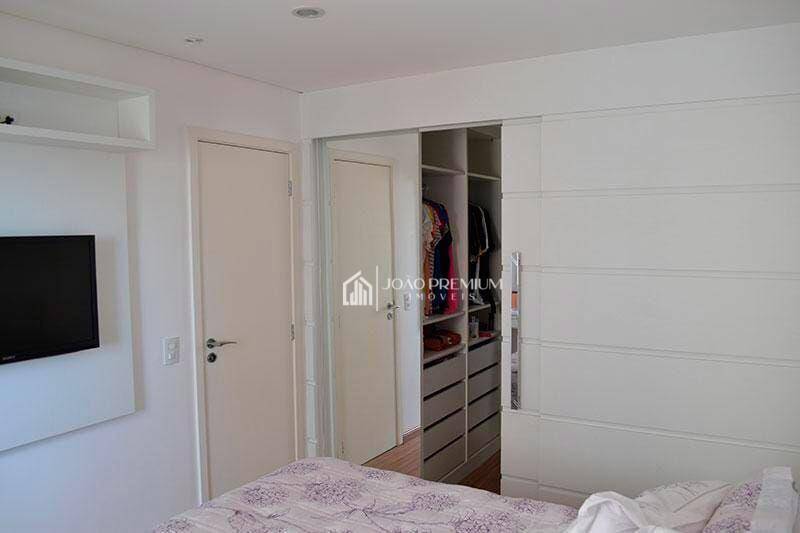 Apartamento à venda com 3 quartos, 125m² - Foto 7