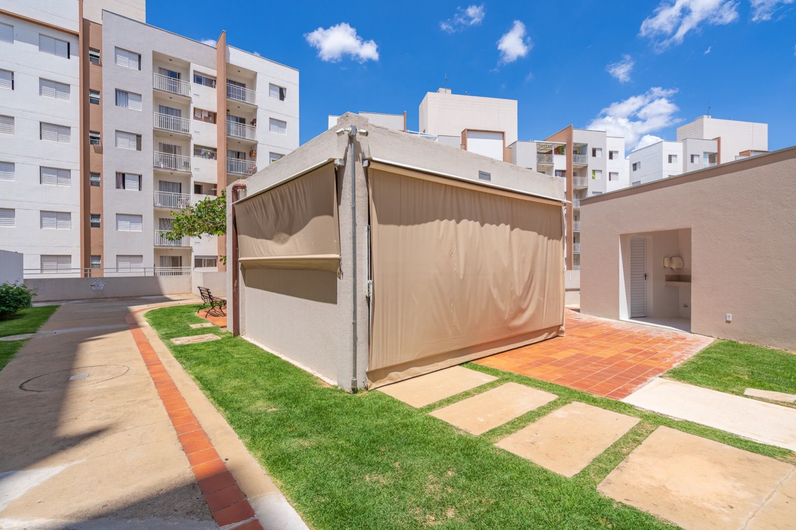 Apartamento à venda com 2 quartos, 47m² - Foto 16