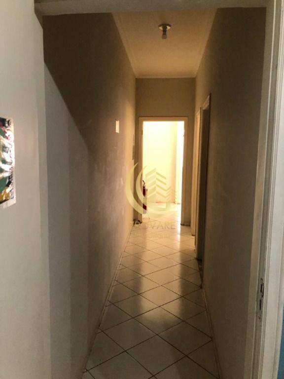 Sobrado à venda com 4 quartos, 300m² - Foto 29