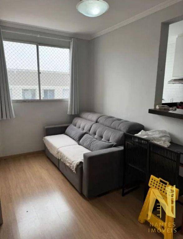 Apartamento à venda com 2 quartos, 45m² - Foto 4