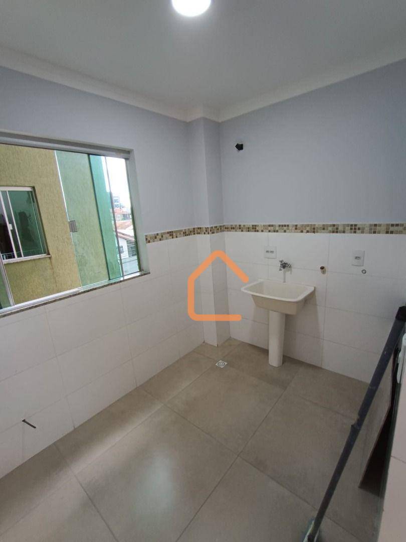 Apartamento para alugar com 3 quartos, 110m² - Foto 11