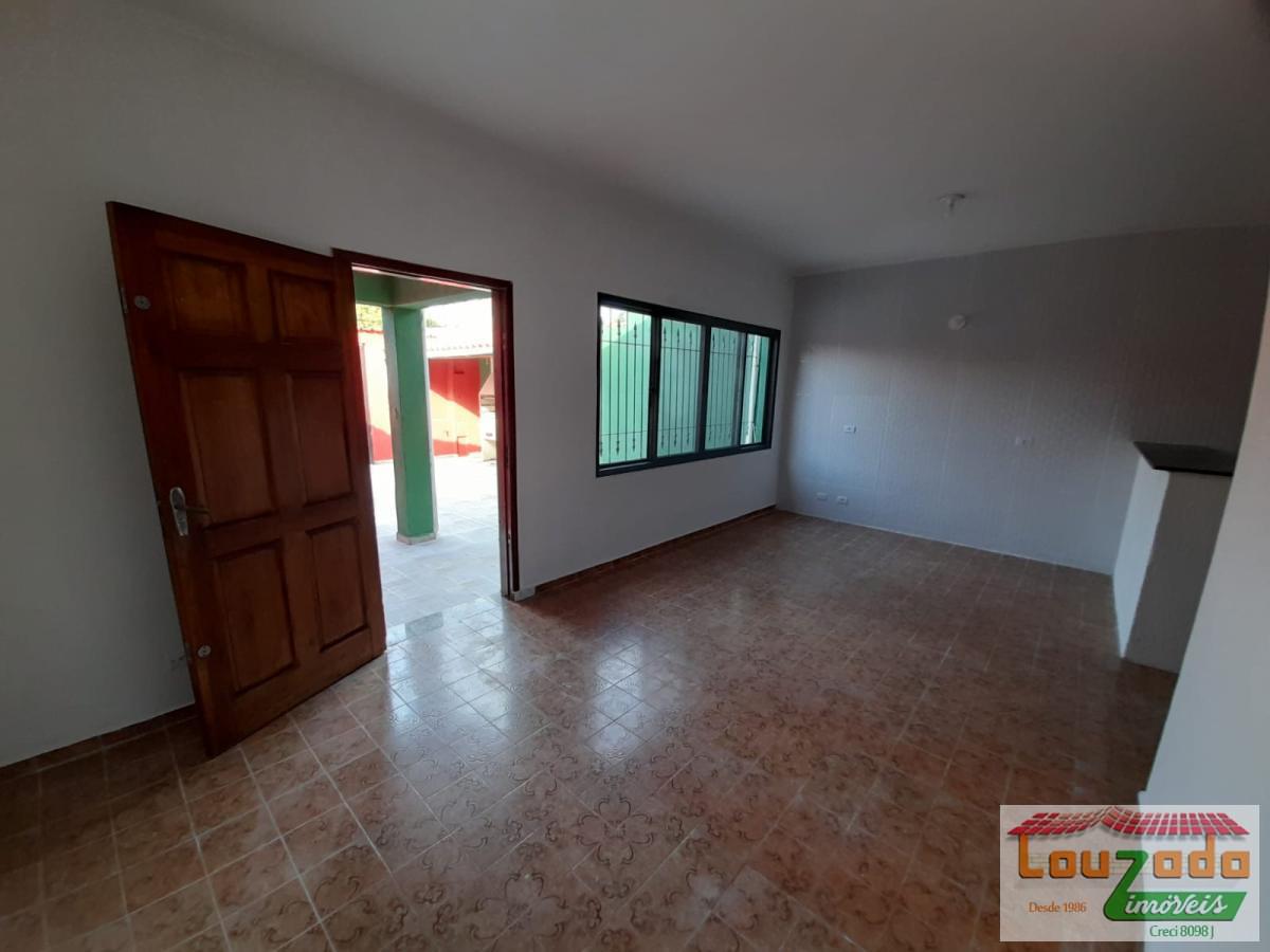 Casa à venda com 3 quartos, 298m² - Foto 3