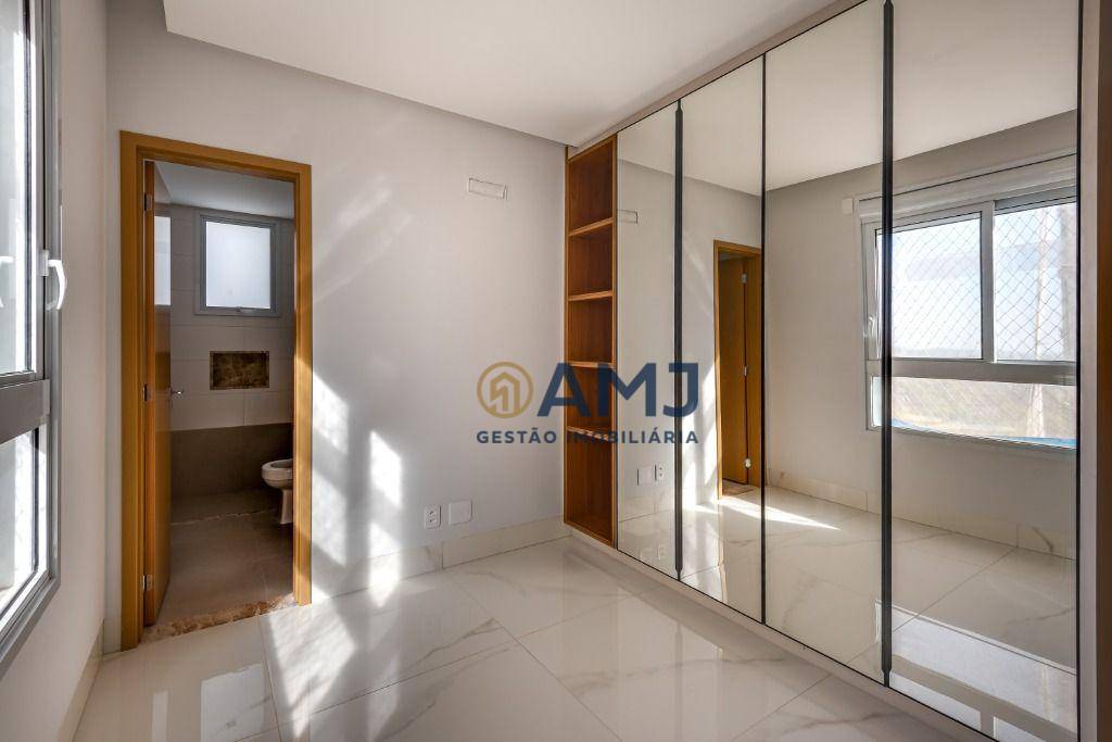 Apartamento à venda com 3 quartos, 180m² - Foto 6