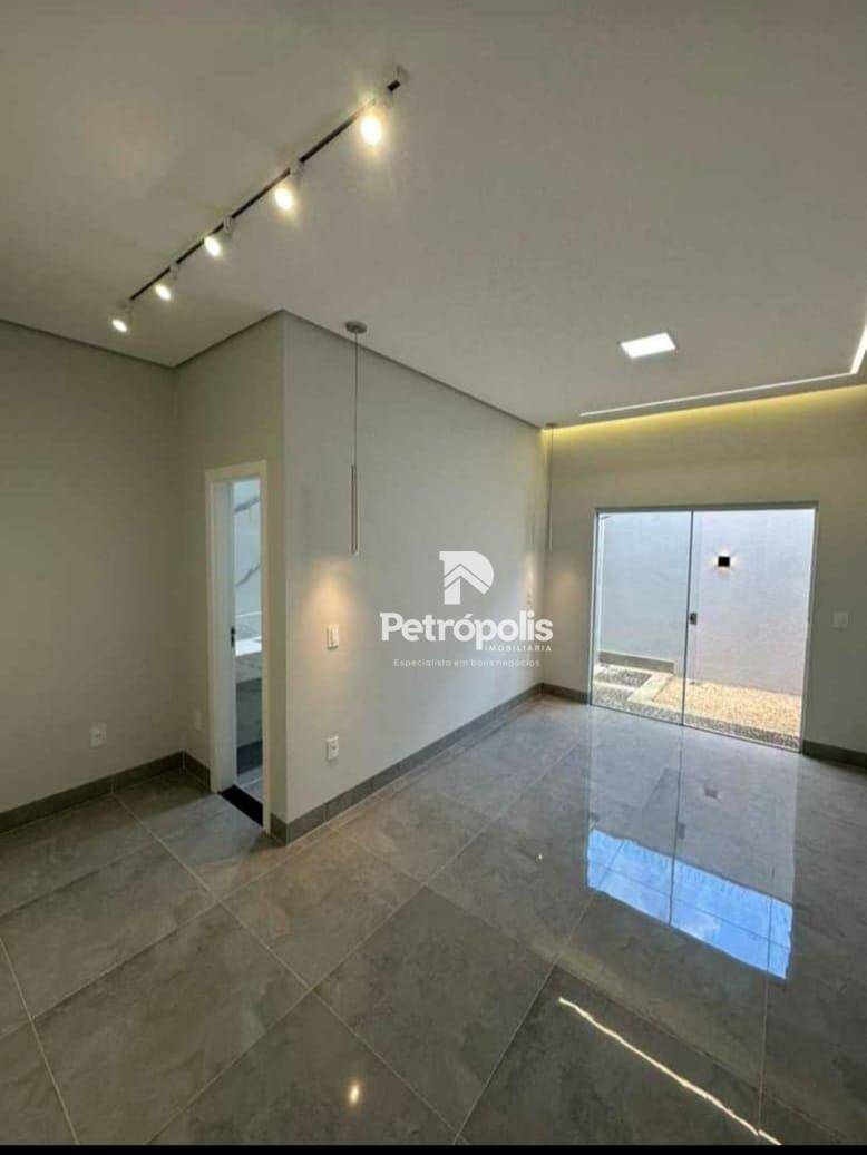 Casa à venda com 3 quartos, 146m² - Foto 4