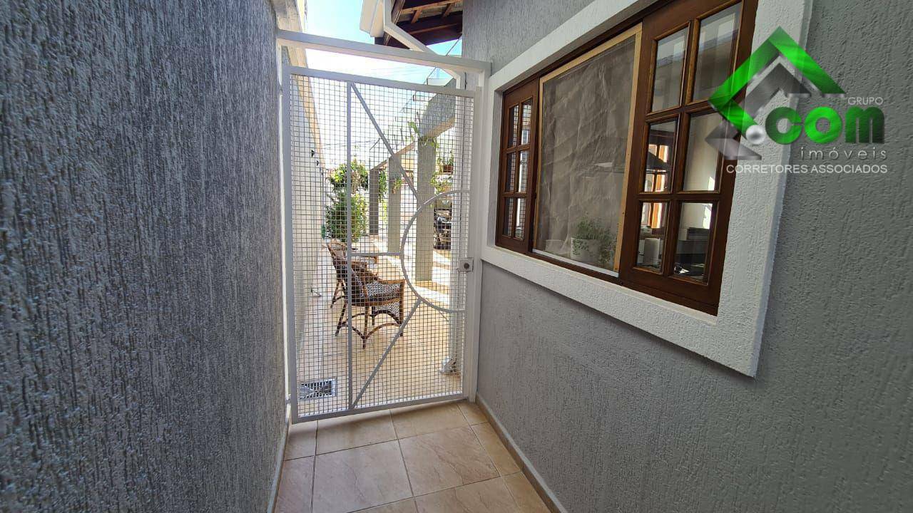 Casa à venda com 3 quartos, 168m² - Foto 15