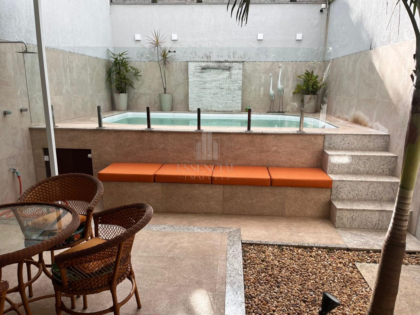 Casa à venda com 3 quartos, 220m² - Foto 9