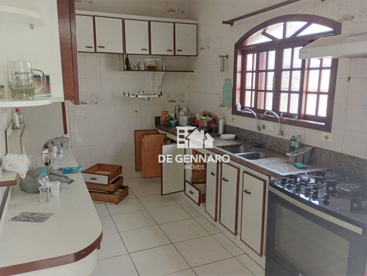 Casa de Condomínio para alugar com 3 quartos, 230m² - Foto 5