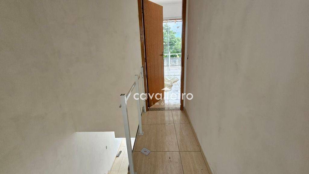 Casa à venda com 2 quartos, 115m² - Foto 9
