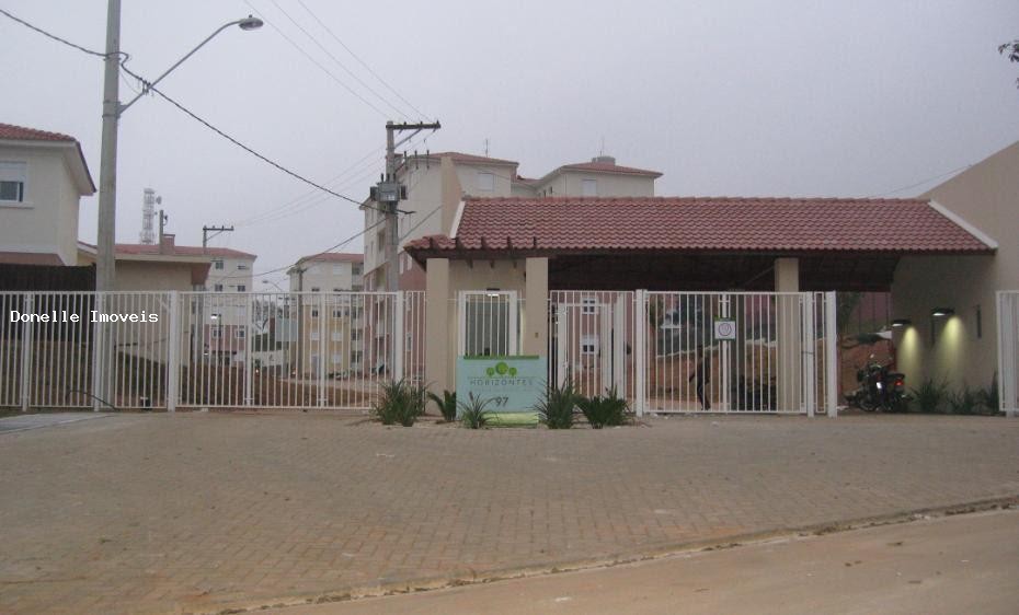 Apartamento para alugar com 3 quartos, 73m² - Foto 2