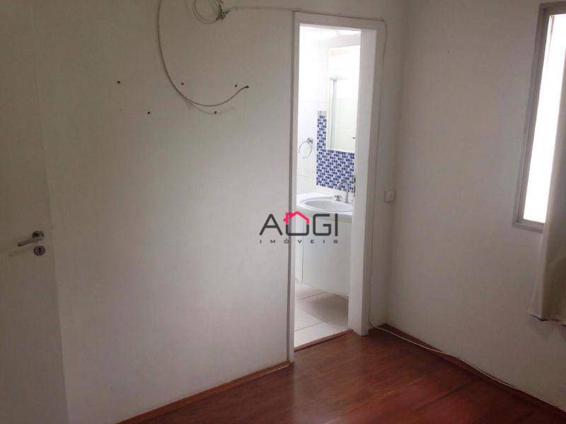 Apartamento à venda com 3 quartos, 85m² - Foto 3