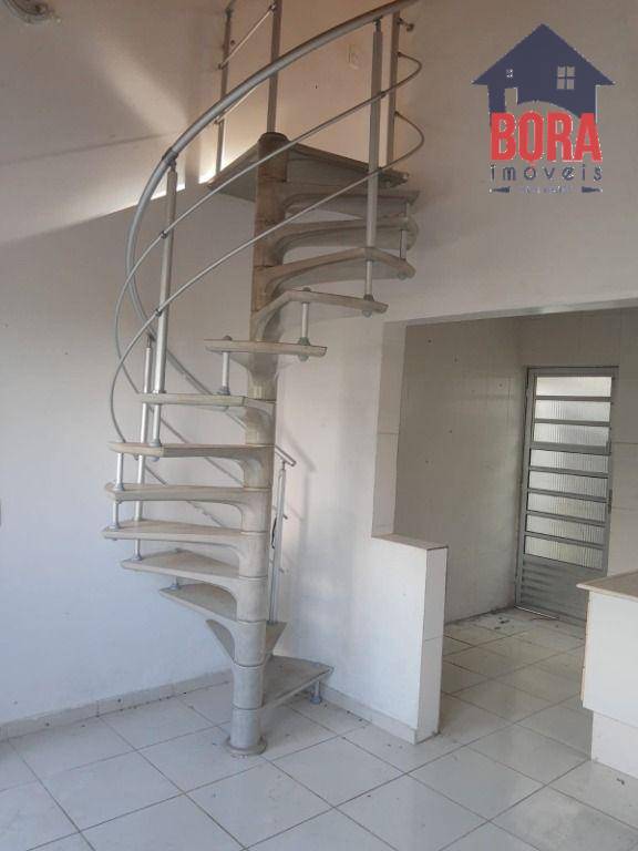 Casa à venda com 8 quartos, 243m² - Foto 4