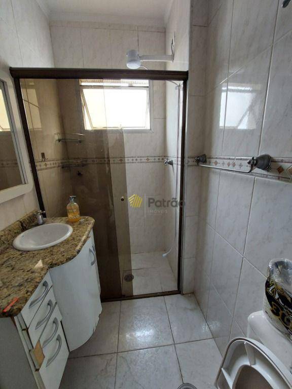 Apartamento à venda com 2 quartos, 64m² - Foto 15