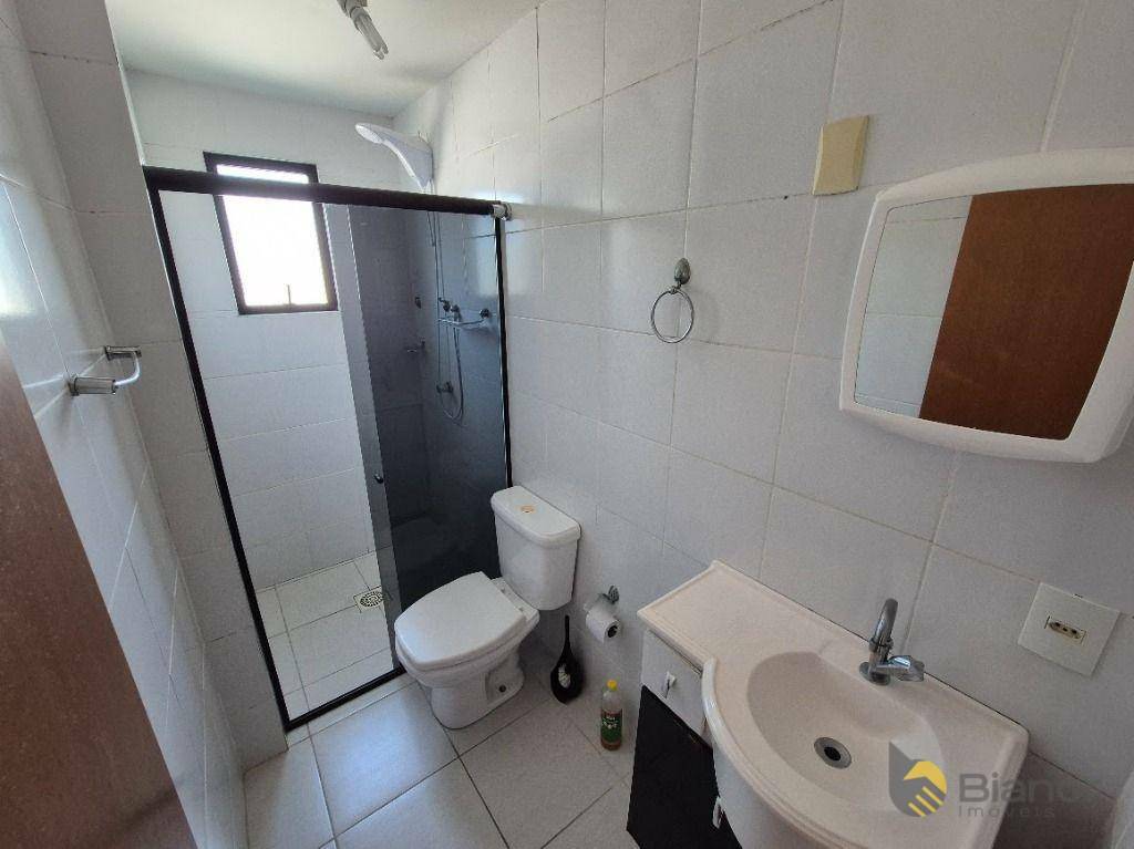 Apartamento para alugar com 2 quartos, 64m² - Foto 17