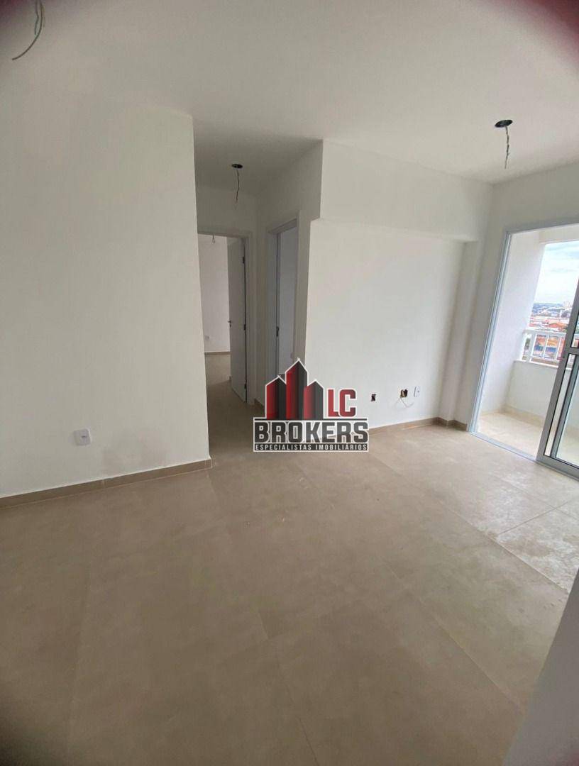 Apartamento para alugar com 2 quartos, 66m² - Foto 14