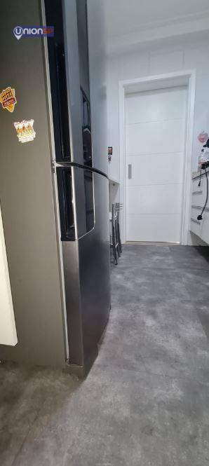 Apartamento à venda com 3 quartos, 101m² - Foto 15