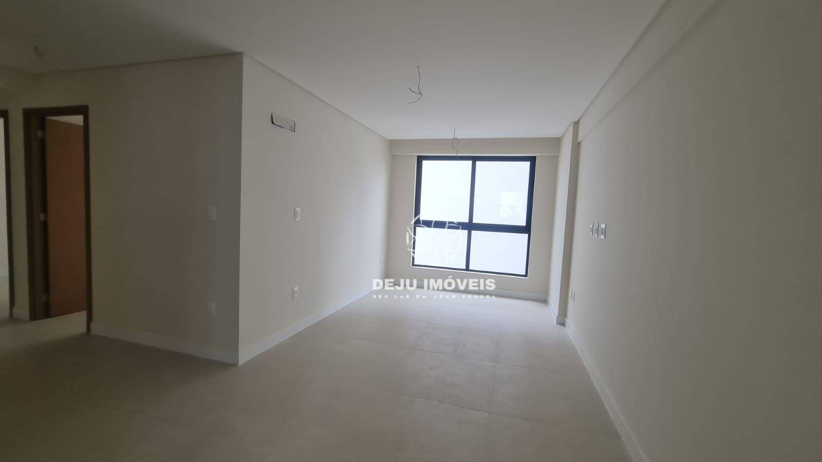 Apartamento à venda com 3 quartos, 77m² - Foto 4