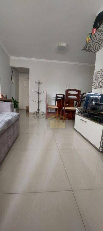 Apartamento à venda com 3 quartos, 81m² - Foto 5