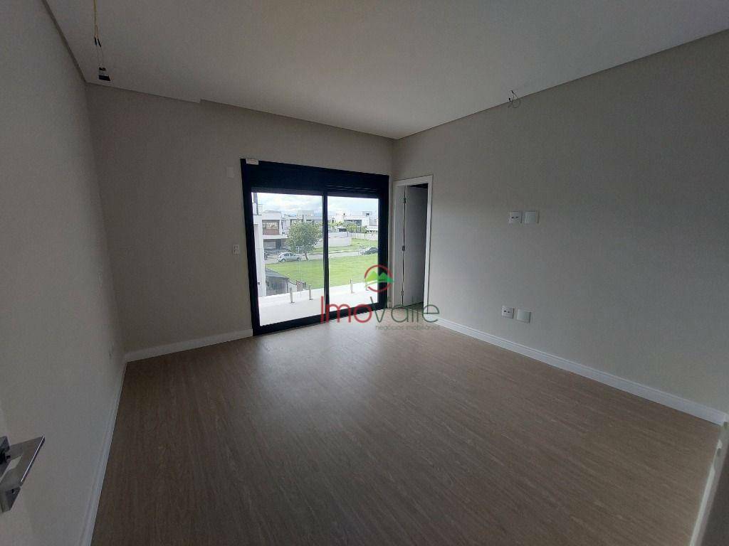 Casa de Condomínio à venda com 5 quartos, 440m² - Foto 29