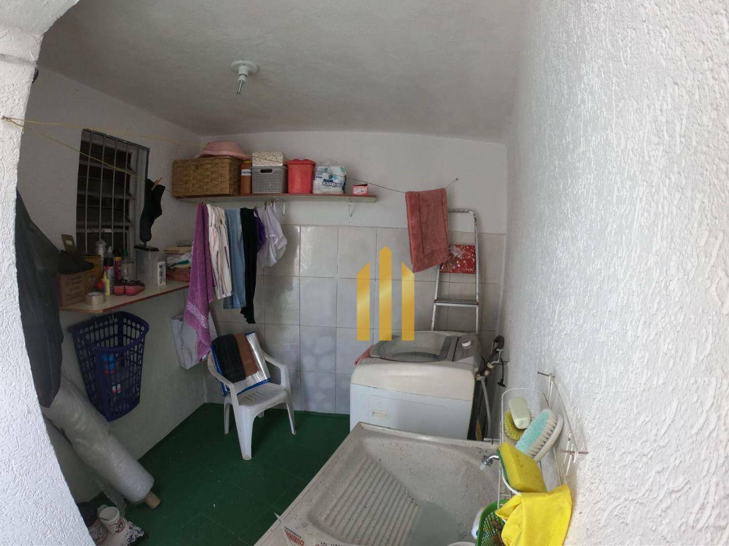 Casa para alugar com 3 quartos, 230m² - Foto 7