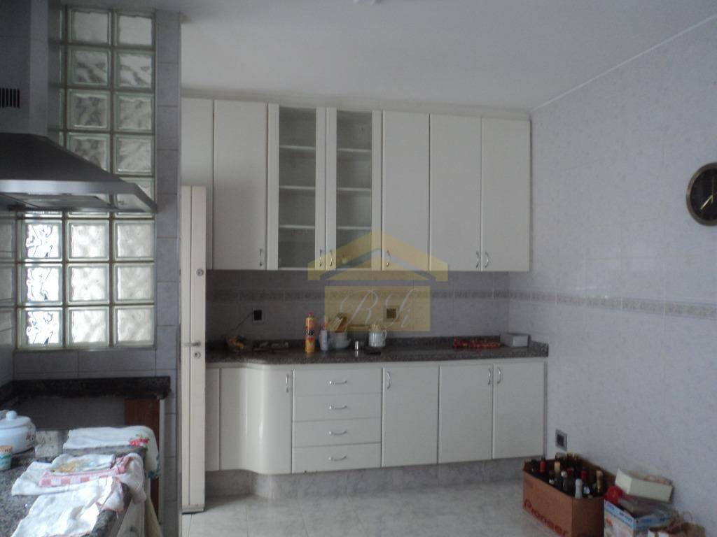 Sobrado à venda com 3 quartos, 192m² - Foto 28