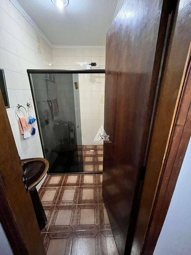 Sobrado à venda com 3 quartos, 209m² - Foto 19