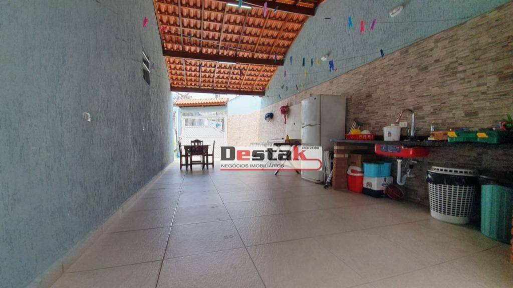 Casa à venda com 3 quartos, 180m² - Foto 16