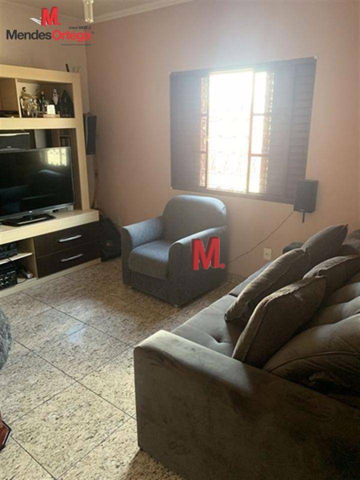 Casa à venda com 3 quartos, 200m² - Foto 8