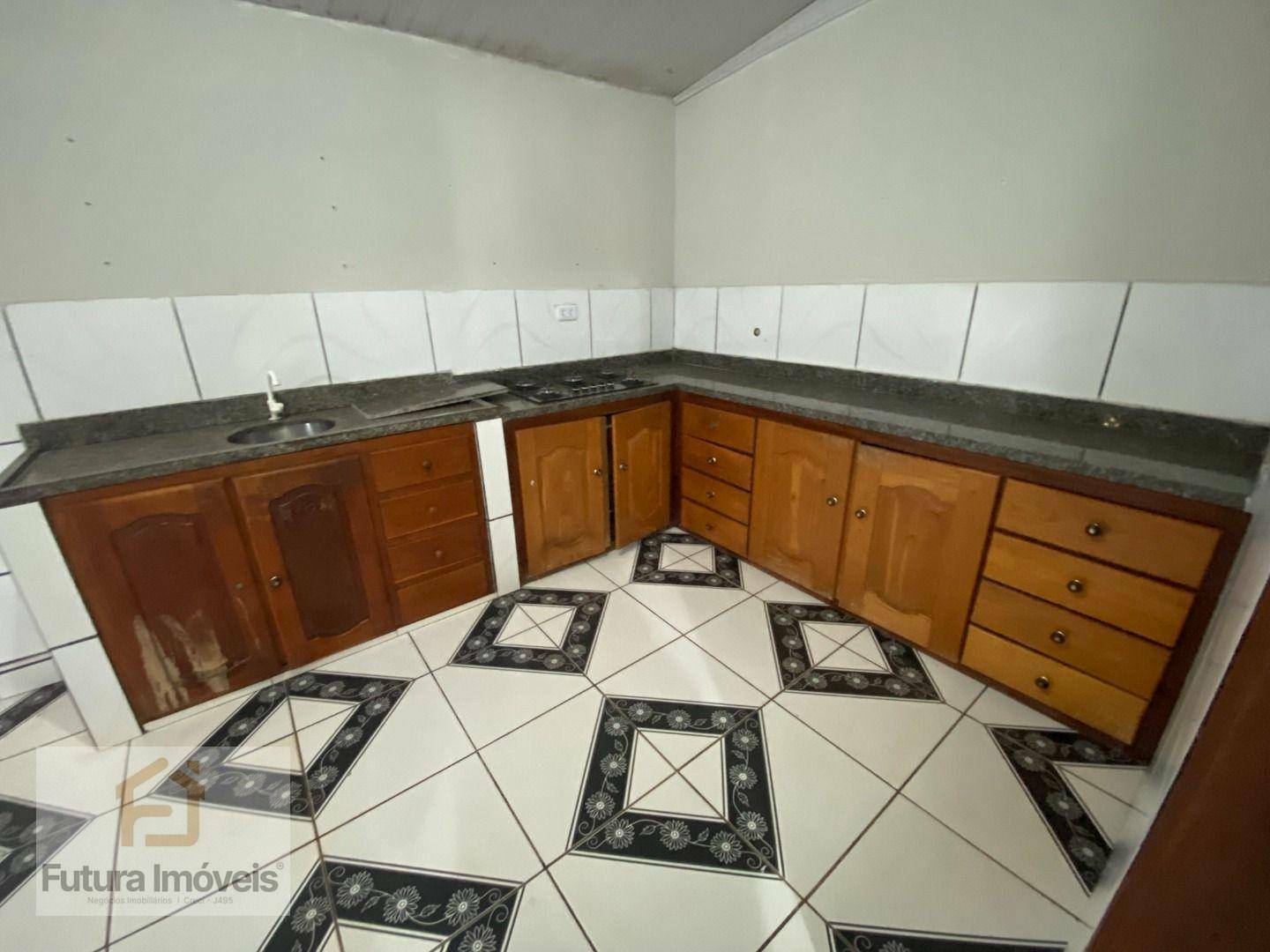 Casa à venda com 3 quartos, 75m² - Foto 17
