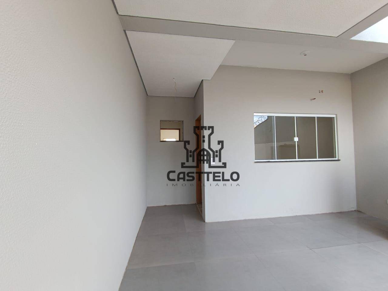 Sobrado à venda com 3 quartos, 118m² - Foto 1