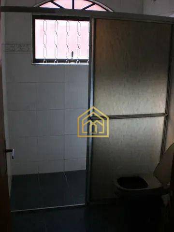 Sobrado à venda com 5 quartos, 303m² - Foto 9