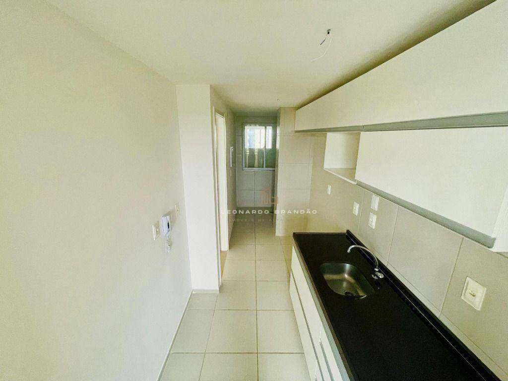 Apartamento à venda com 3 quartos, 91m² - Foto 12