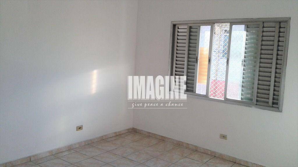 Casa à venda com 3 quartos, 240m² - Foto 33