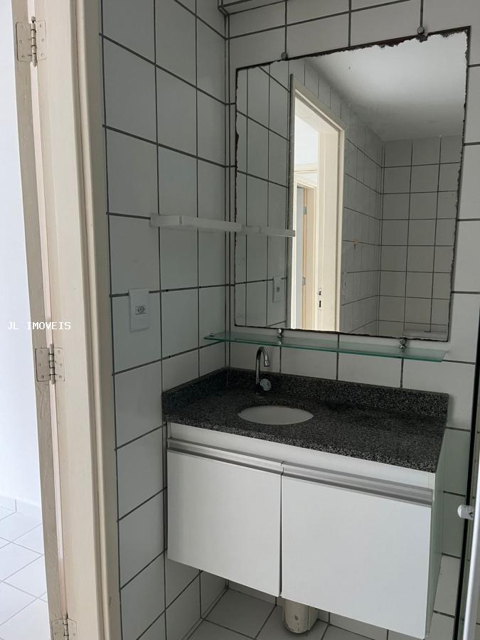 Apartamento para alugar com 2 quartos, 56m² - Foto 12