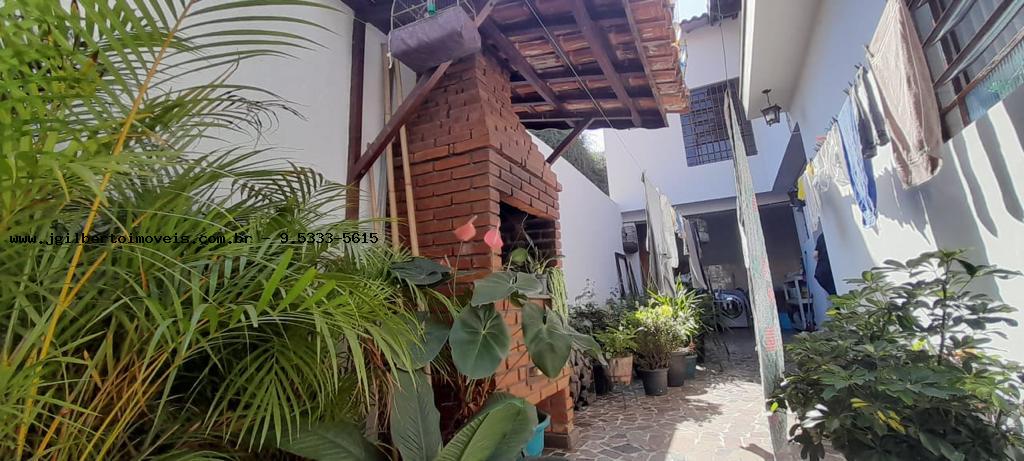 Casa à venda com 3 quartos, 240m² - Foto 26