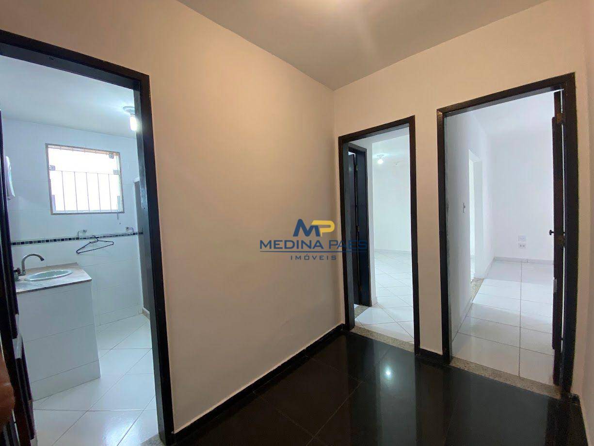 Casa à venda com 3 quartos, 96m² - Foto 14