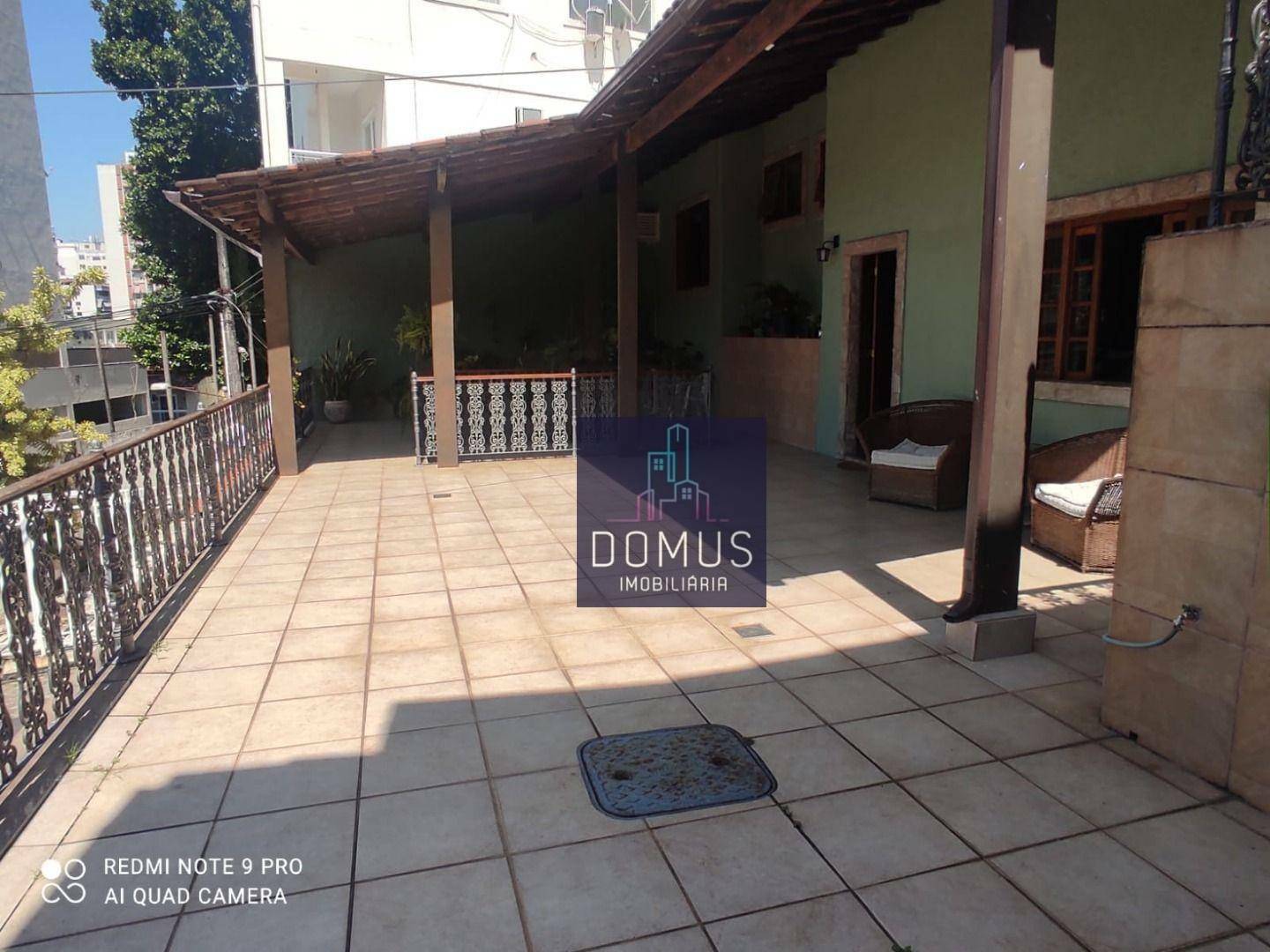 Casa à venda com 4 quartos, 400m² - Foto 21