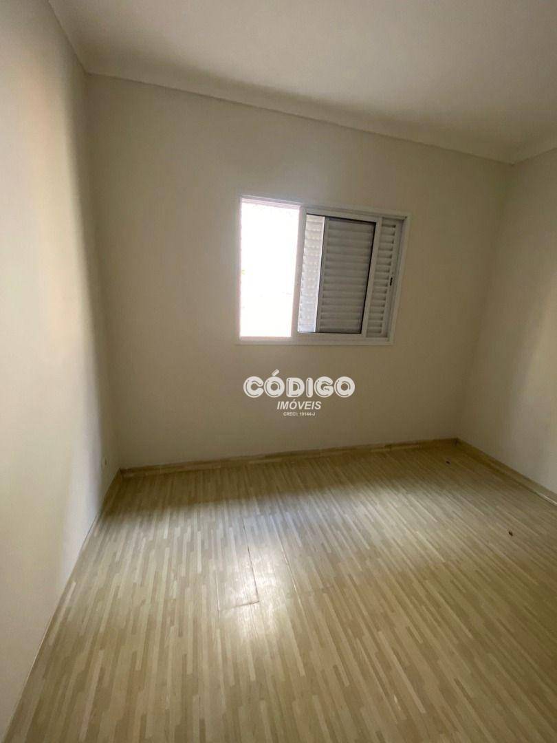 Sobrado para alugar com 3 quartos, 110m² - Foto 13