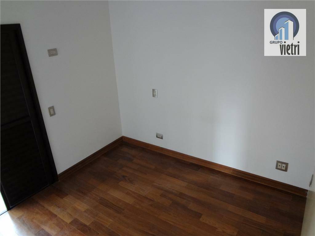 Apartamento à venda com 3 quartos, 174m² - Foto 21