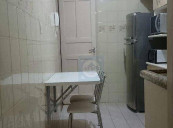 Apartamento à venda com 2 quartos, 70m² - Foto 18