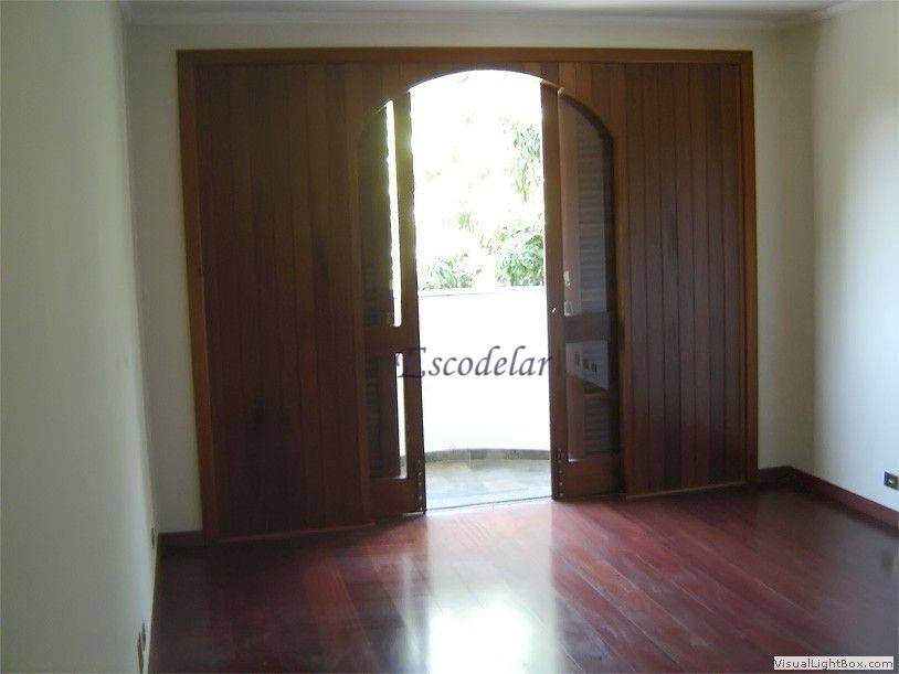 Casa à venda com 4 quartos, 900m² - Foto 24