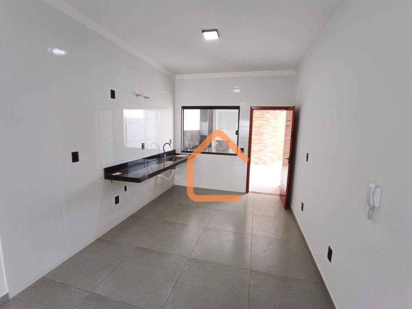 Casa à venda com 3 quartos, 105m² - Foto 3