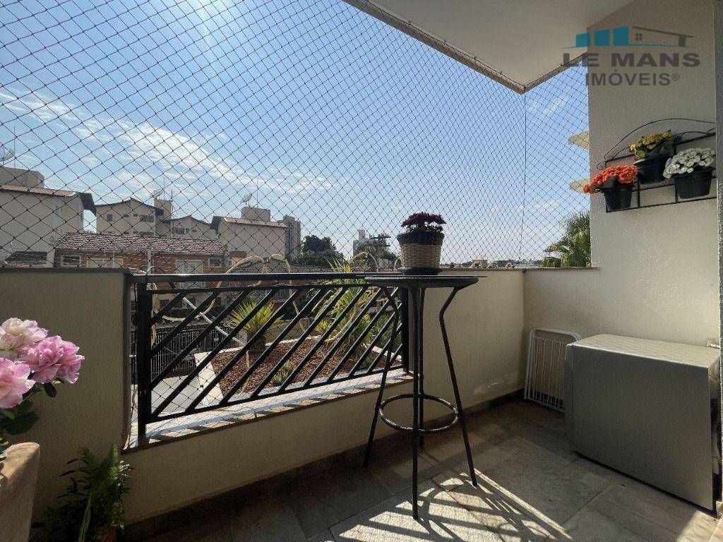 Apartamento à venda com 3 quartos, 123m² - Foto 5