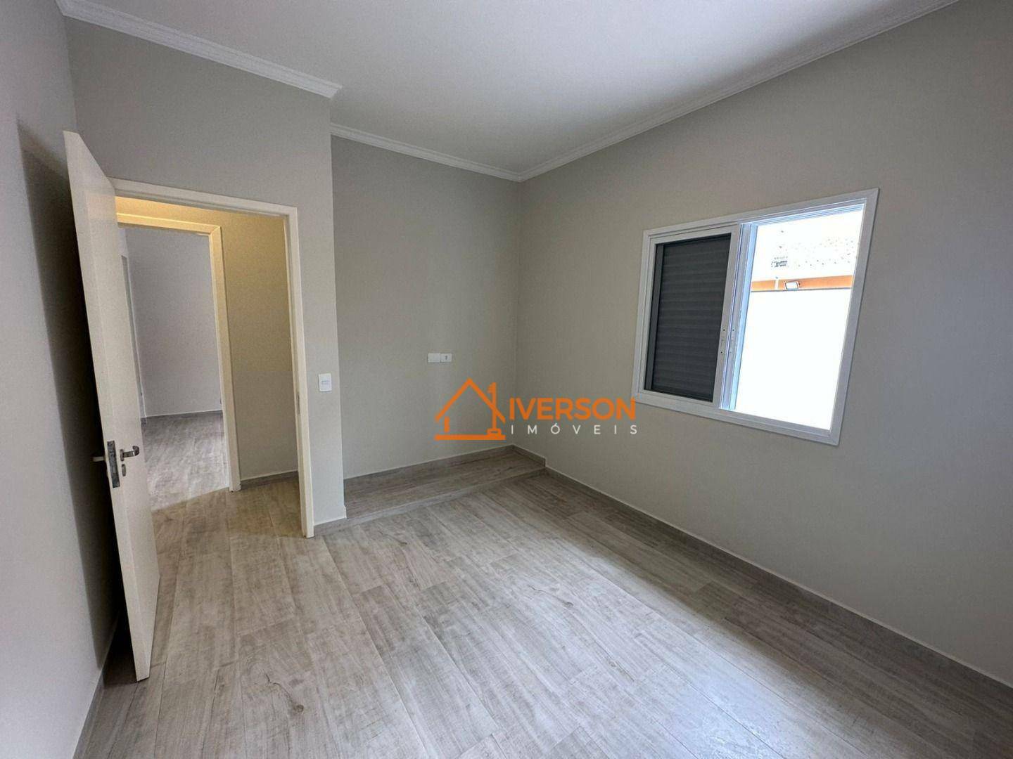 Casa à venda com 3 quartos, 150m² - Foto 11