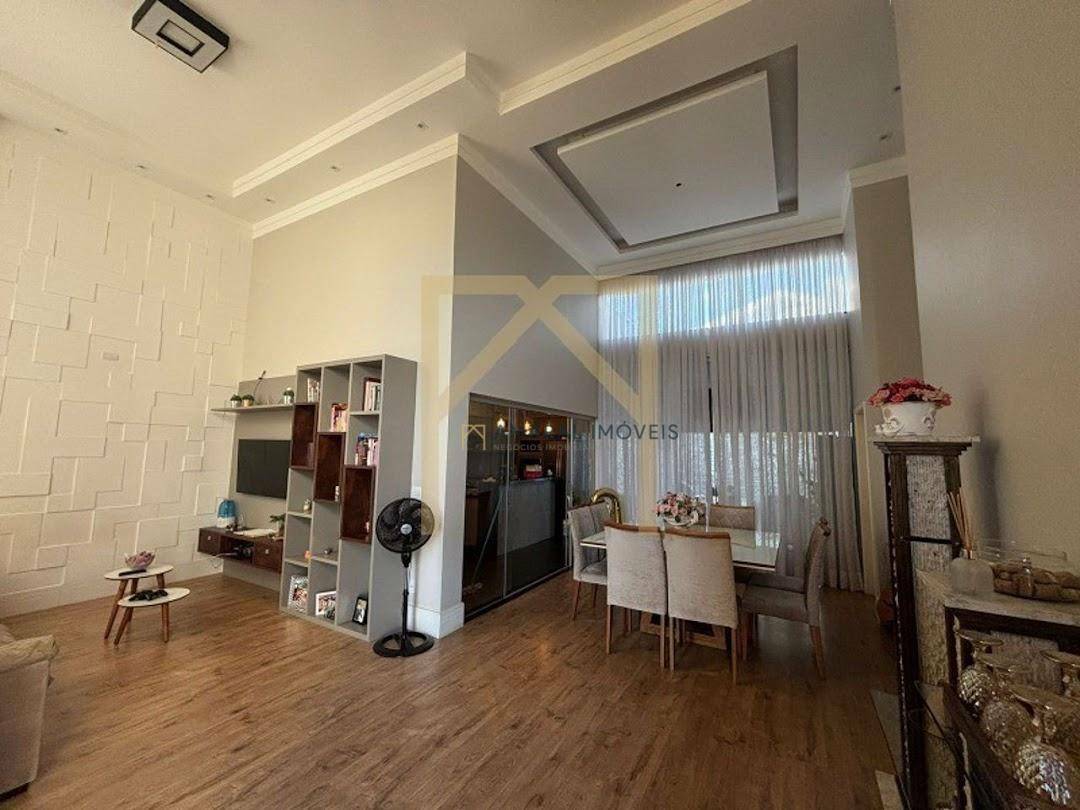 Casa à venda com 3 quartos, 208m² - Foto 6