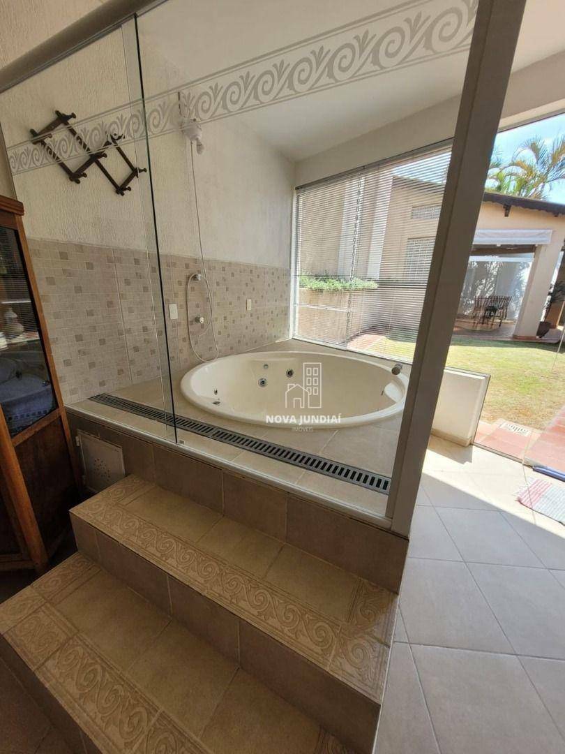 Casa à venda e aluguel com 3 quartos, 232m² - Foto 5