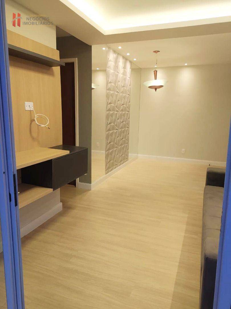 Apartamento à venda com 2 quartos, 60m² - Foto 4