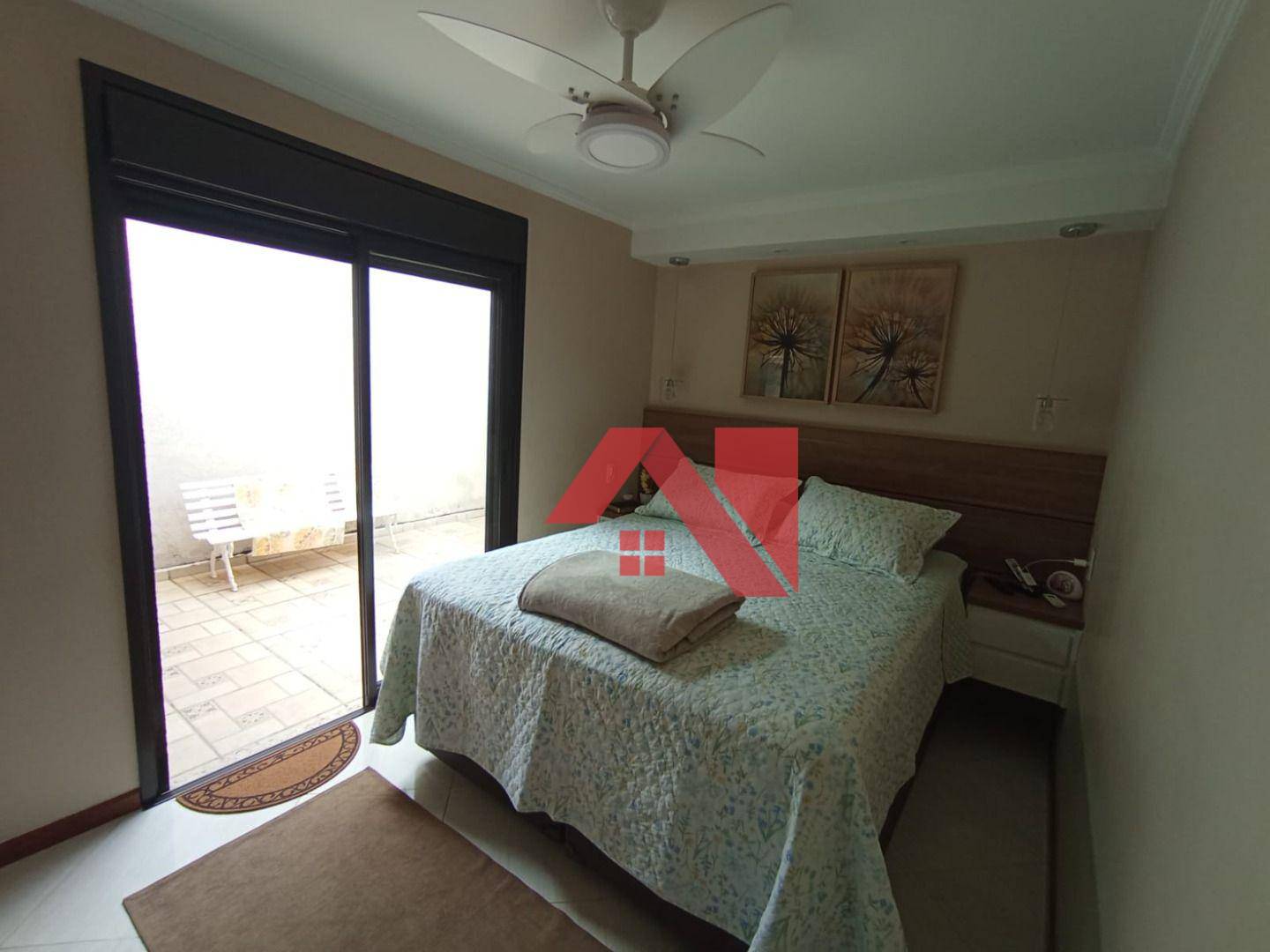 Casa à venda com 2 quartos, 180m² - Foto 13