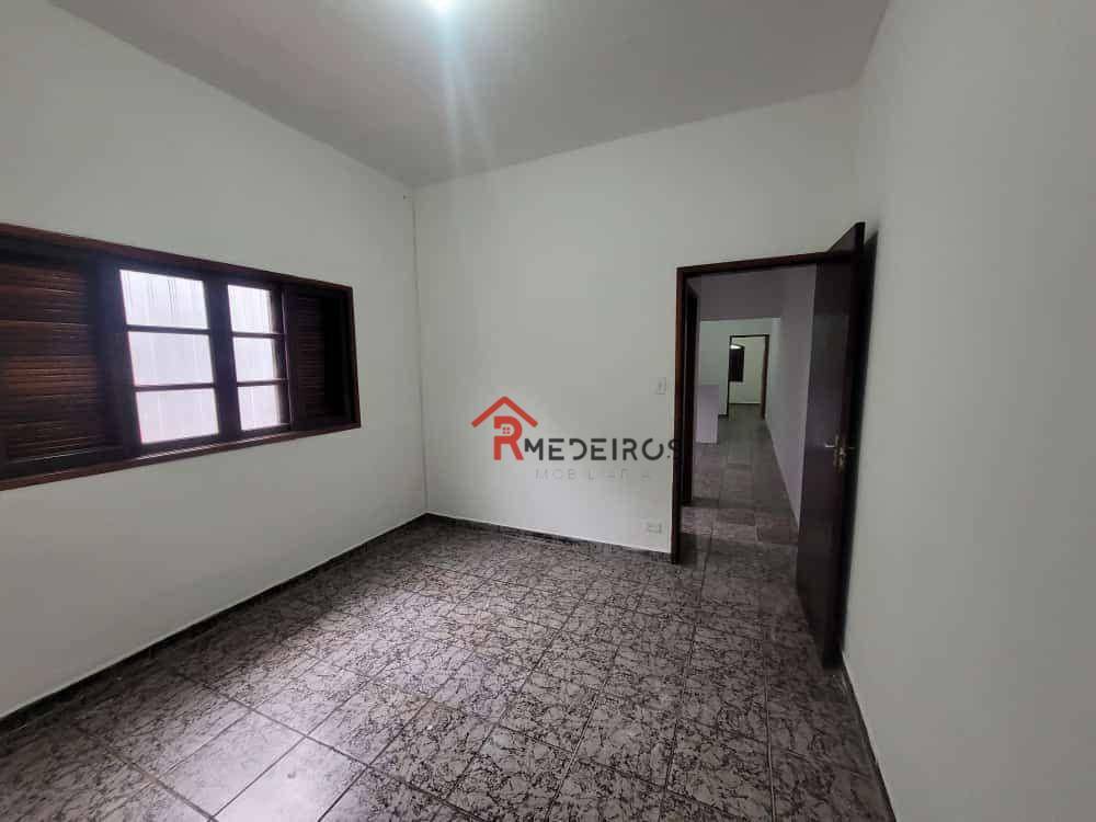 Casa à venda com 2 quartos, 80m² - Foto 10