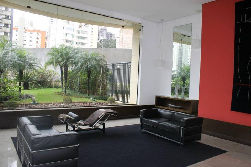 Apartamento à venda com 4 quartos, 220m² - Foto 2