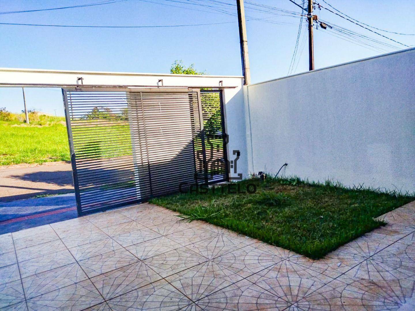 Casa à venda com 3 quartos, 70m² - Foto 4